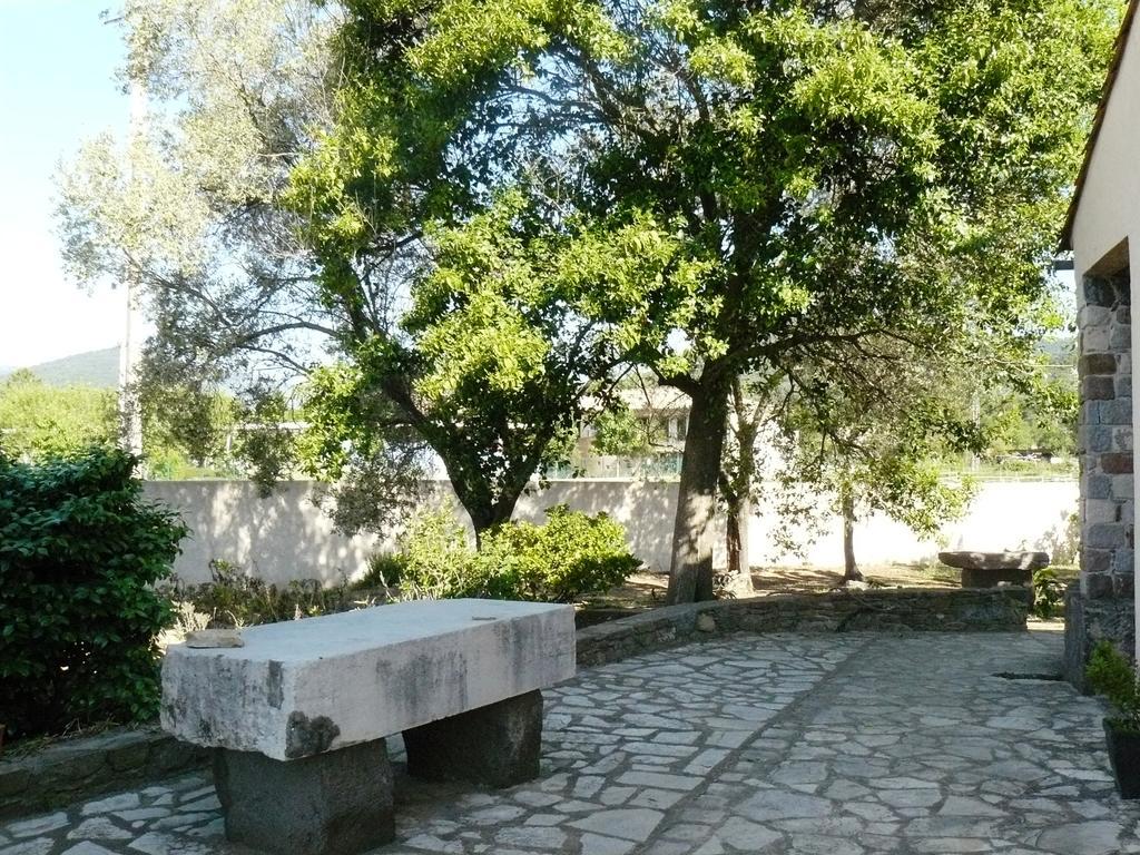 Apartamento Mas Le Chene Grimaud Exterior foto