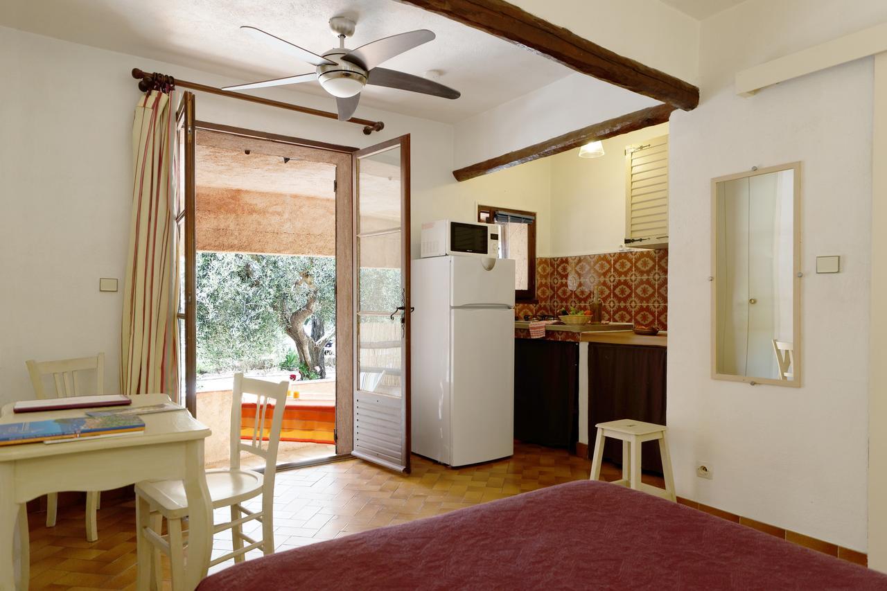 Apartamento Mas Le Chene Grimaud Exterior foto
