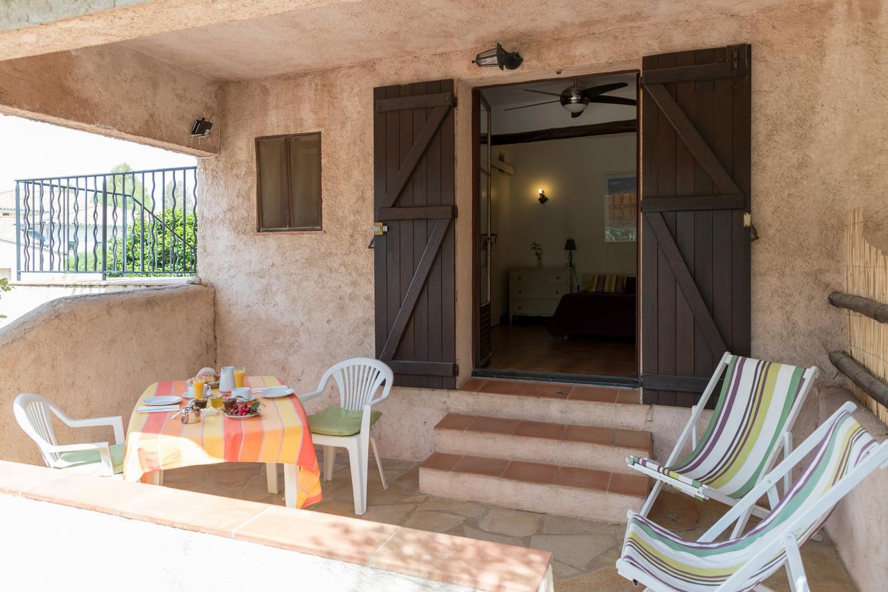 Apartamento Mas Le Chene Grimaud Exterior foto