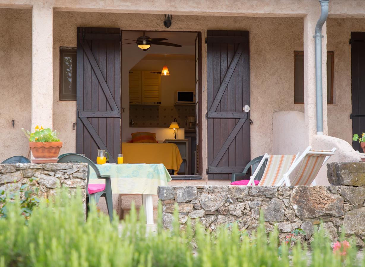 Apartamento Mas Le Chene Grimaud Exterior foto