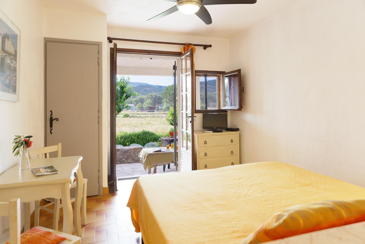 Apartamento Mas Le Chene Grimaud Exterior foto